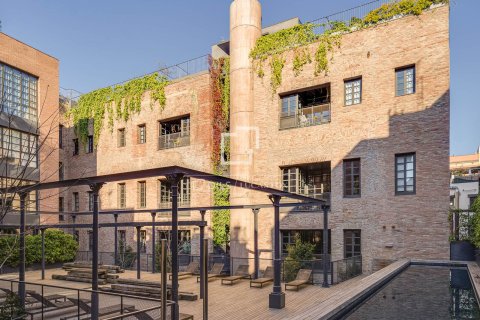 Купить квартиру в Барселона, Испания с 1 спальня, 65м², № 6562 - фото 12