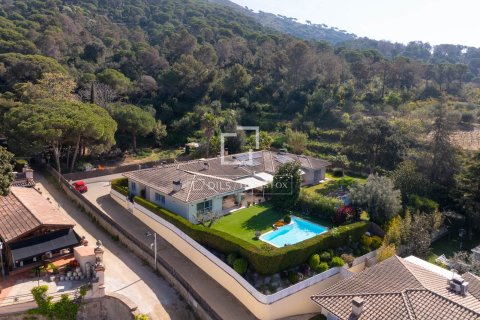 4 bedrooms villa for sale in Teia, Barcelona, Catalonia, Spain № 6563