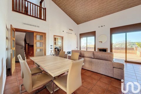 4 bedrooms house for sale in Vilanova i la Geltru, Barcelona, Catalonia, Spain № 4974 - photo 24