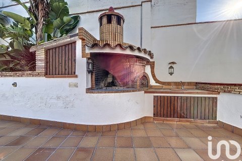 4 bedrooms house for sale in Vilanova i la Geltru, Barcelona, Catalonia, Spain № 4974 - photo 6