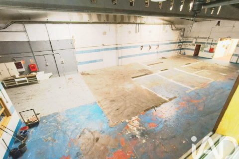 8 bedrooms commercial property for sale in Vinyols i els Arcs, Tarragona, Catalonia, Spain № 4978 - photo 21