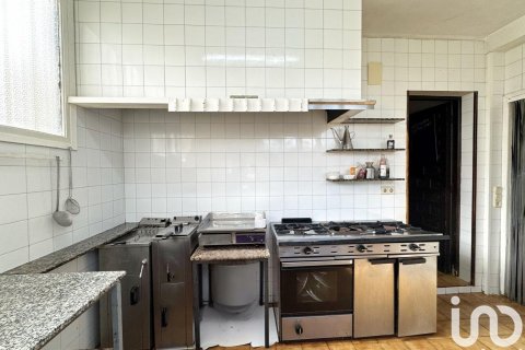 164 sq.m. commercial property for sale in Miami Platja, Tarragona, Catalonia, Spain № 4975 - photo 8