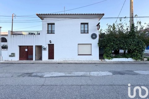 164 sq.m. commercial property for sale in Miami Platja, Tarragona, Catalonia, Spain № 4975 - photo 3