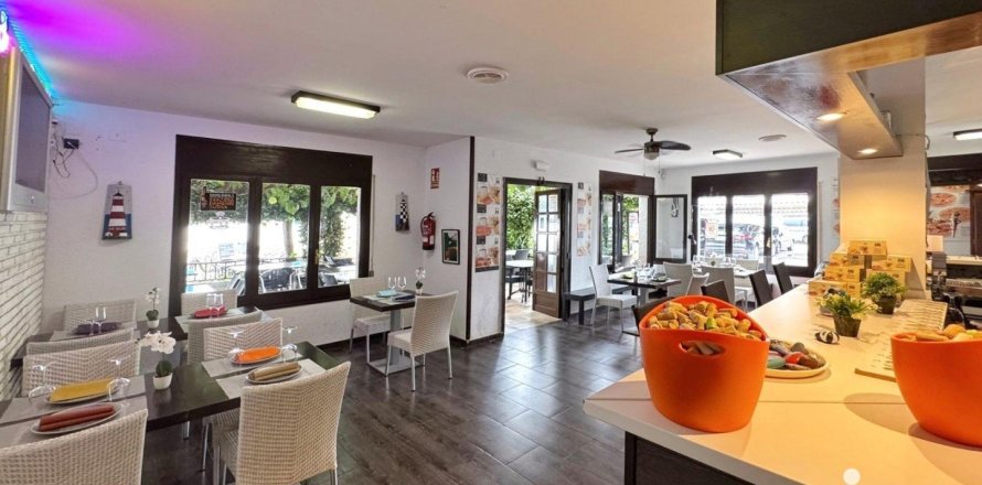 164 sq.m. commercial property for sale in Miami Platja, Tarragona, Catalonia, Spain № 4975