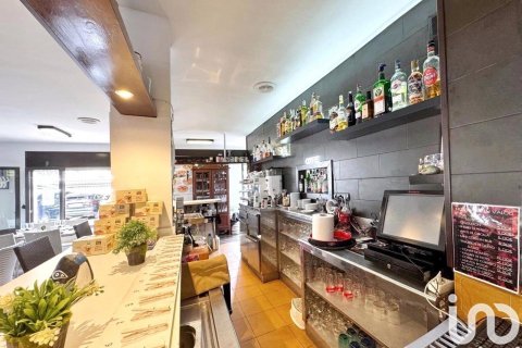 164 sq.m. commercial property for sale in Miami Platja, Tarragona, Catalonia, Spain № 4975 - photo 4