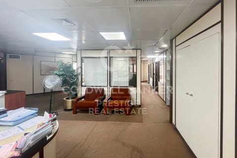 Купить офис в Эшампле, Испания студия, 253м², № 2494 - фото 13