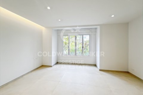 Купить квартиру в Барселона, Испания с 4 спальни, 224м², № 2495 - фото 20