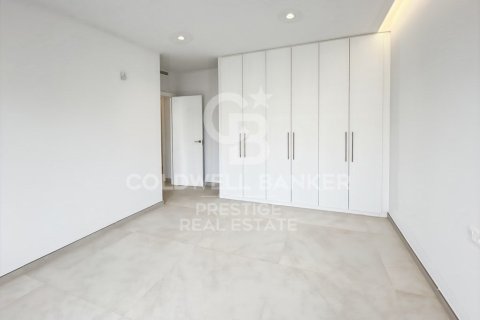 Купить квартиру в Барселона, Испания с 4 спальни, 224м², № 2495 - фото 16