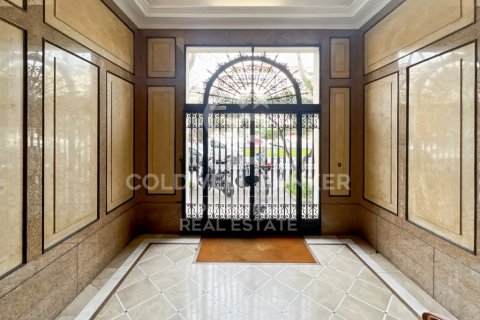 Купить квартиру в Барселона, Испания с 4 спальни, 224м², № 2495 - фото 26