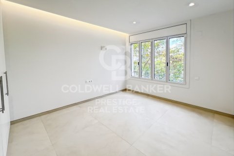 Купить квартиру в Барселона, Испания с 4 спальни, 224м², № 2495 - фото 17