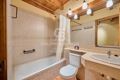 Купить таунхаус в Герона, Испания с 4 спальни, 200м², № 2496 - фото 5