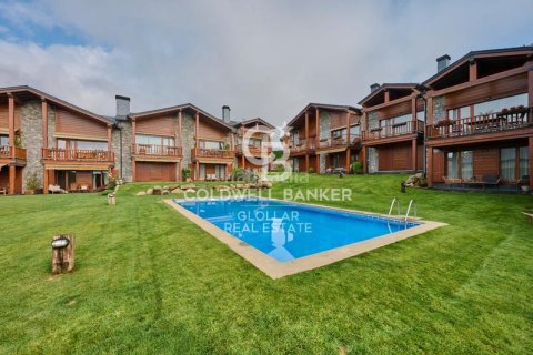 Купить таунхаус в Герона, Испания с 4 спальни, 200м², № 2496 - фото 15