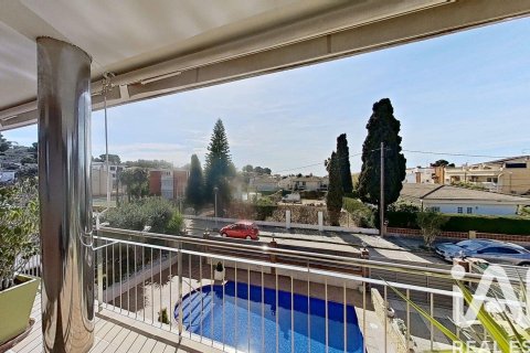 Сasa de 5 dormitorios en venta en Calafell, Tarragona, Cataluña, Spain № 7478 - foto 14