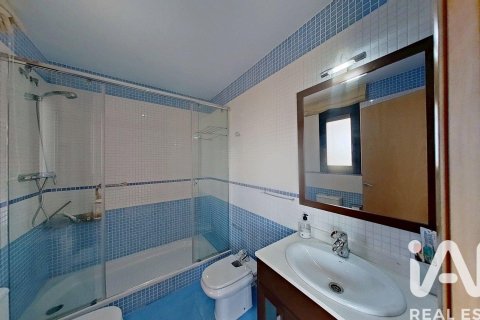 Сasa de 5 dormitorios en venta en Calafell, Tarragona, Cataluña, Spain № 7478 - foto 21