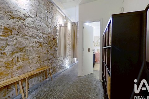 3 bedrooms commercial property for sale in Barcelona, Catalonia, Spain № 7481 - photo 10