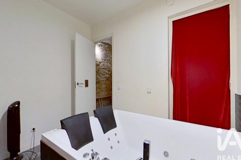 3 bedrooms commercial property for sale in Barcelona, Catalonia, Spain № 7481 - photo 15