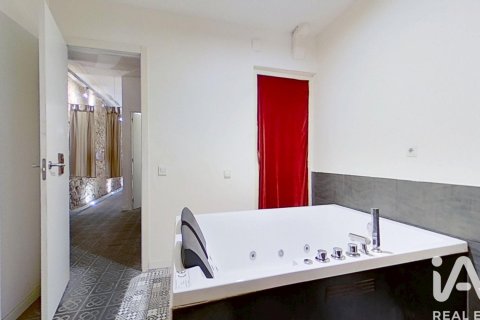 3 bedrooms commercial property for sale in Barcelona, Catalonia, Spain № 7481 - photo 14