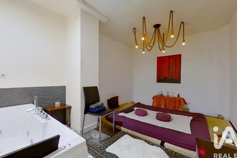 3 bedrooms commercial property for sale in Barcelona, Catalonia, Spain № 7481 - photo 20