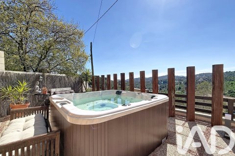 Сasa de 2 dormitorios en venta en Olivella, Barcelona, Cataluña, Spain № 7477 - foto 12