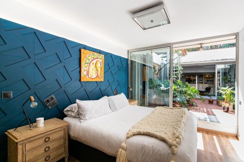 Купить квартиру в Барселона, Испания с 4 комнаты, № 1507 - фото 26