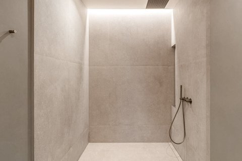 Купить квартиру в Барселона, Испания с 4 комнаты, № 1504 - фото 16