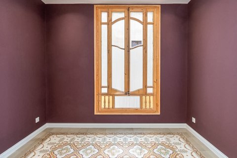 Купить квартиру в Барселона, Испания с 4 комнаты, № 1504 - фото 8