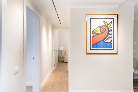 Купить квартиру в Барселона, Испания с 5 комнат, № 1501 - фото 24