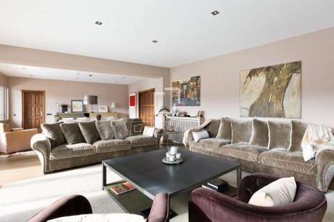 8 chambres villa à vendre à Valldoreix, Barcelona, Catalonia, Spain № 4419 - photo 6