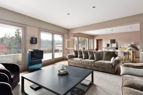 8 chambres villa à vendre à Valldoreix, Barcelona, Catalonia, Spain № 4419 - photo 3