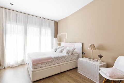 8 chambres villa à vendre à Valldoreix, Barcelona, Catalonia, Spain № 4419 - photo 25