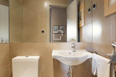 8 chambres villa à vendre à Valldoreix, Barcelona, Catalonia, Spain № 4419 - photo 17