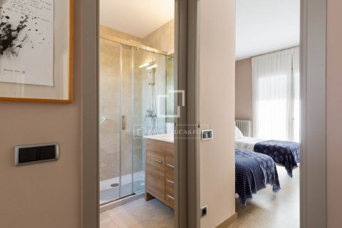 8 chambres villa à vendre à Valldoreix, Barcelona, Catalonia, Spain № 4419 - photo 27