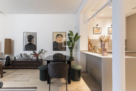 2 chambres apartment à vendre à Barcelona, Catalonia, Spain № 4422 - photo 3