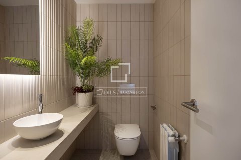 2 bedrooms apartment for sale in Barcelona, Catalonia, Spain № 4422 - photo 22