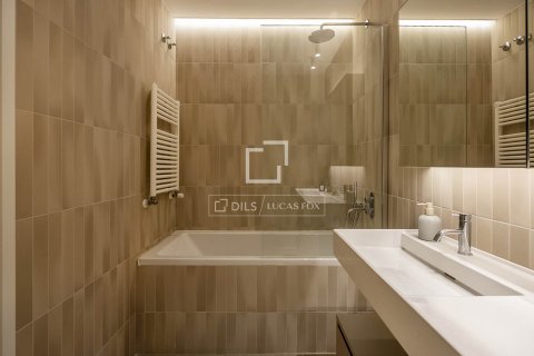 2 bedrooms apartment for sale in Barcelona, Catalonia, Spain № 4422 - photo 8