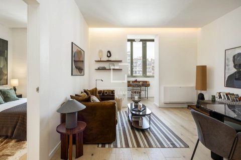2 bedrooms apartment for sale in Barcelona, Catalonia, Spain № 4422 - photo 29