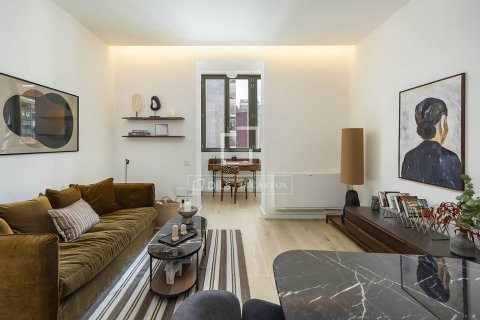 2 bedrooms apartment for sale in Barcelona, Catalonia, Spain № 4422 - photo 7