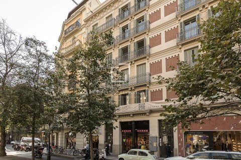 2 bedrooms apartment for sale in Barcelona, Catalonia, Spain № 4422 - photo 5