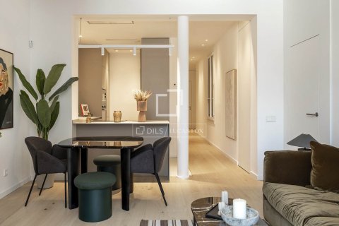 2 bedrooms apartment for sale in Barcelona, Catalonia, Spain № 4422 - photo 30