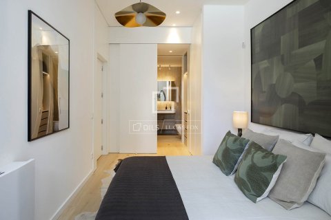 2 bedrooms apartment for sale in Barcelona, Catalonia, Spain № 4422 - photo 11