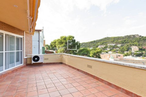 Купить виллу в Кастельдефельс, Испания с 7 спален, 416м², № 4421 - фото 18