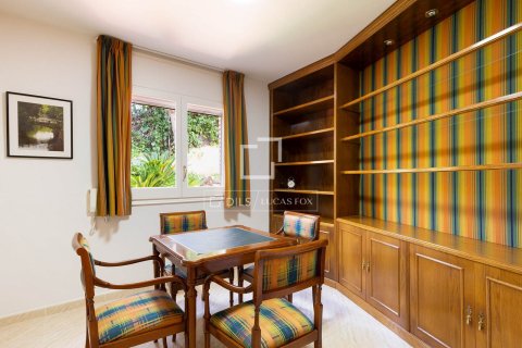 Купить виллу в Кастельдефельс, Испания с 7 спален, 416м², № 4421 - фото 22