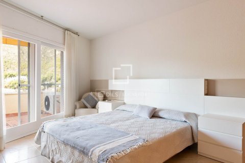 Купить виллу в Кастельдефельс, Испания с 7 спален, 416м², № 4421 - фото 11