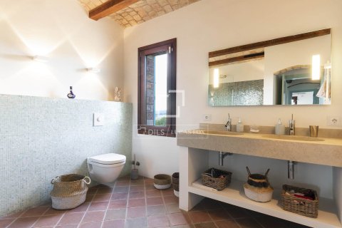 Villa de 5 dormitorios en venta en Sitges, Barcelona, Cataluña, Spain № 4418 - foto 28