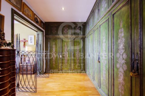 Купить квартиру в Сабадель, Испания с 6 спален, 412м², № 7703 - фото 9