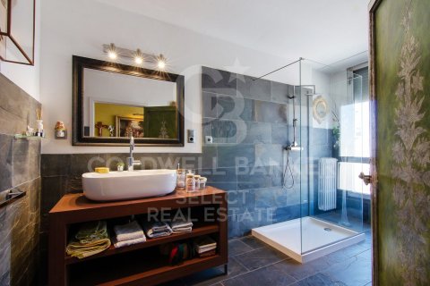 Купить квартиру в Сабадель, Испания с 6 спален, 412м², № 7703 - фото 3