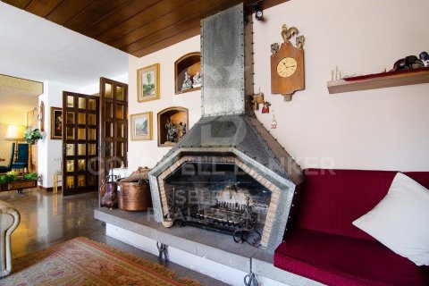 Купить квартиру в Сабадель, Испания с 6 спален, 412м², № 7703 - фото 28