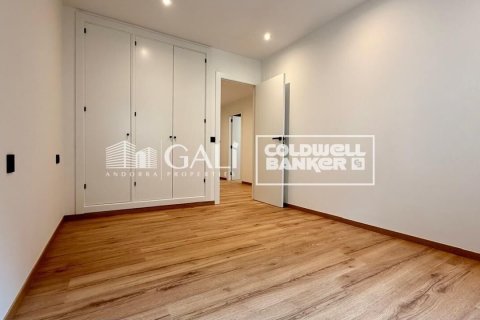 Снять в аренду квартиру в Андорра, Испания с 4 спальни, 134м², № 7698 - фото 4