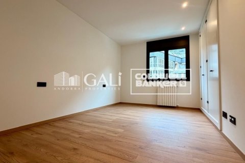 Снять в аренду квартиру в Андорра, Испания с 4 спальни, 134м², № 7698 - фото 6