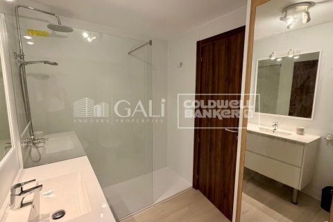 Снять в аренду квартиру в Андорра, Испания с 4 спальни, 130м², № 7700 - фото 6